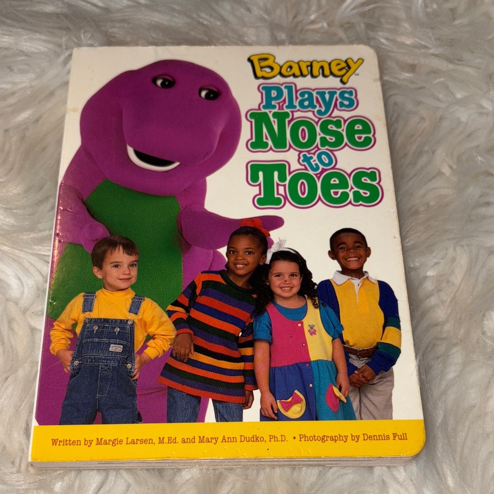 Barney Plays Nose to Toes Book